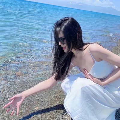 别把本宫当摆设